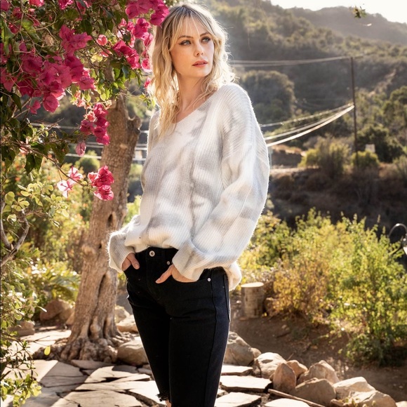 Women’s POL Dove Grey Soft V Neck Sweater - Picture 3 of 8